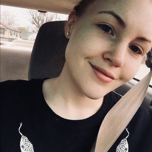 Meet your Posher, Hannah